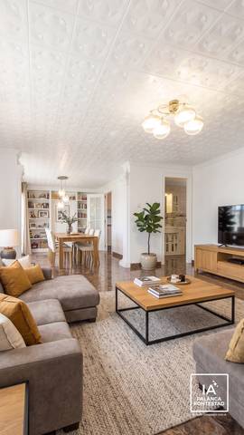 Piso en Venta en Cases de Bàrcena