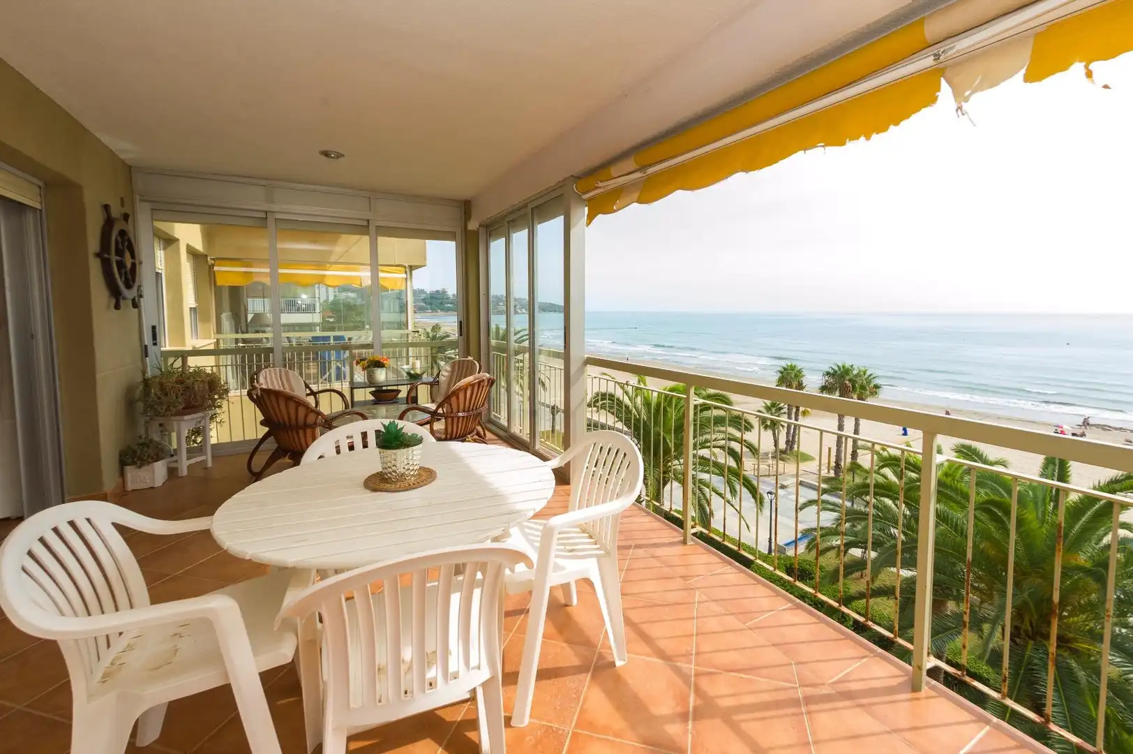 Apartamento con ascensor en venta en Passeig Marítimo Bernat Artola 30