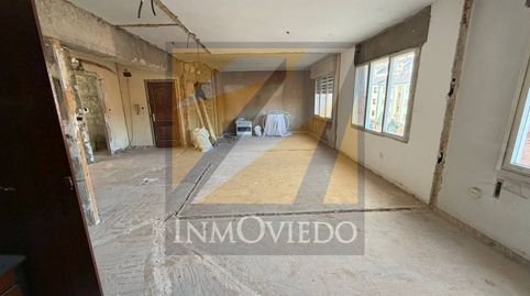 Foto 3 de Piso en venta en Calle Tenderina Baja, Cerdeño - El Palais - Mercadín, Oviedo