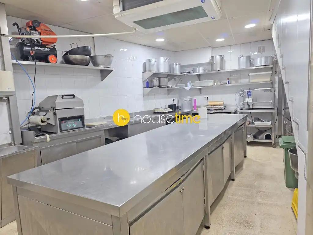 Local comercial en traspàs a Sant Fost de Campsentelles, imagen 16