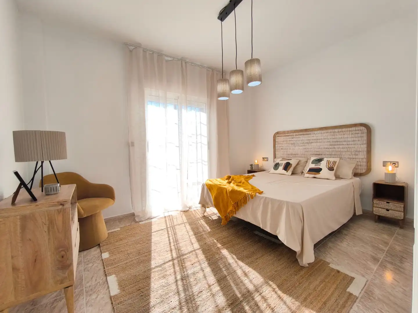 Dormitori de Casa o xalet en venda en Orihuela amb Terrassa i Piscina