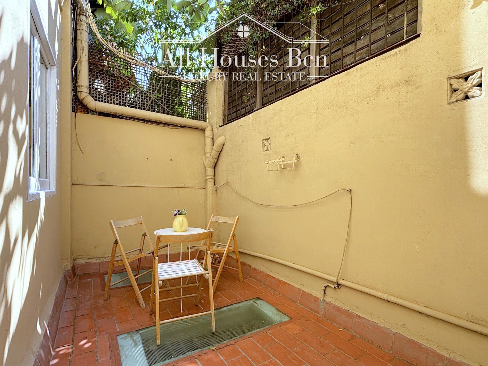 Terrace of Flat to rent in  Barcelona Capital  with Heating, Terrace and Furnished