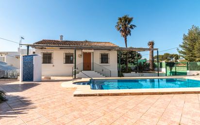 Vista exterior de Casa o xalet en venda en Dénia amb Jardí privat, Terrassa i Piscina