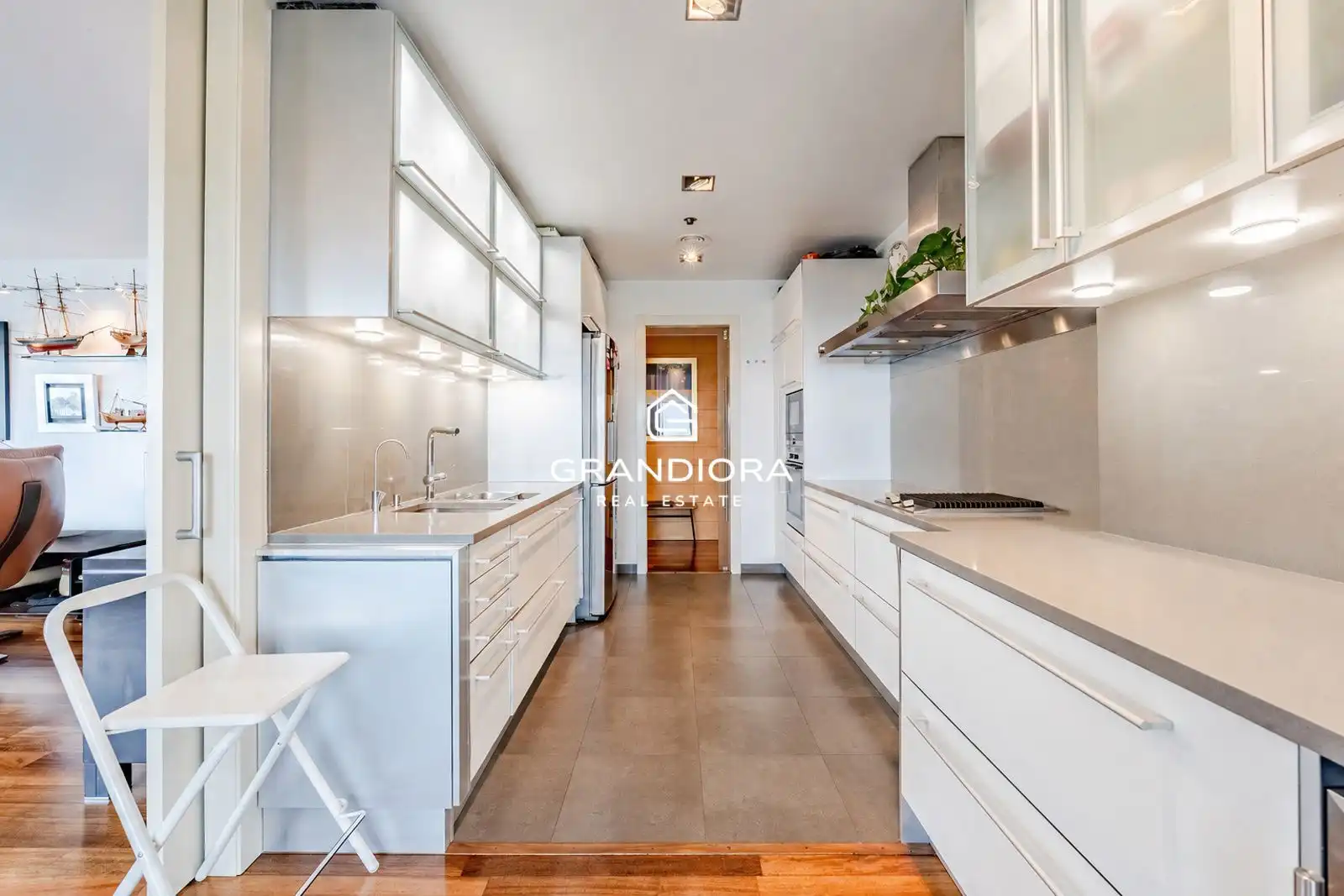 Flat with pool for sale in Paseo Garcia Fària, imagen 6