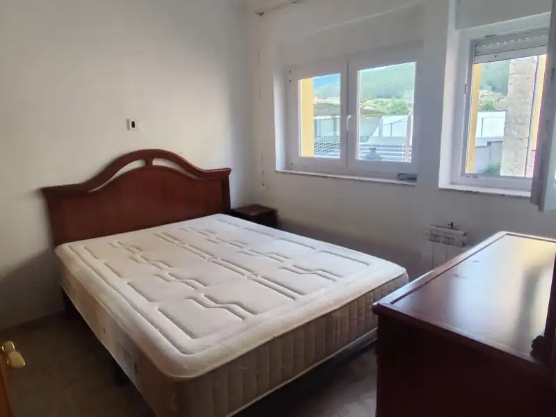 Habitación de Piso en venta en Pravia con Calefacción y Amueblado