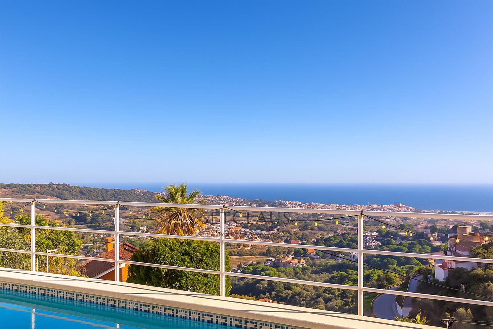 Exterior view of House or chalet for sale in Alella  with Air Conditioner, Heating and Private garden