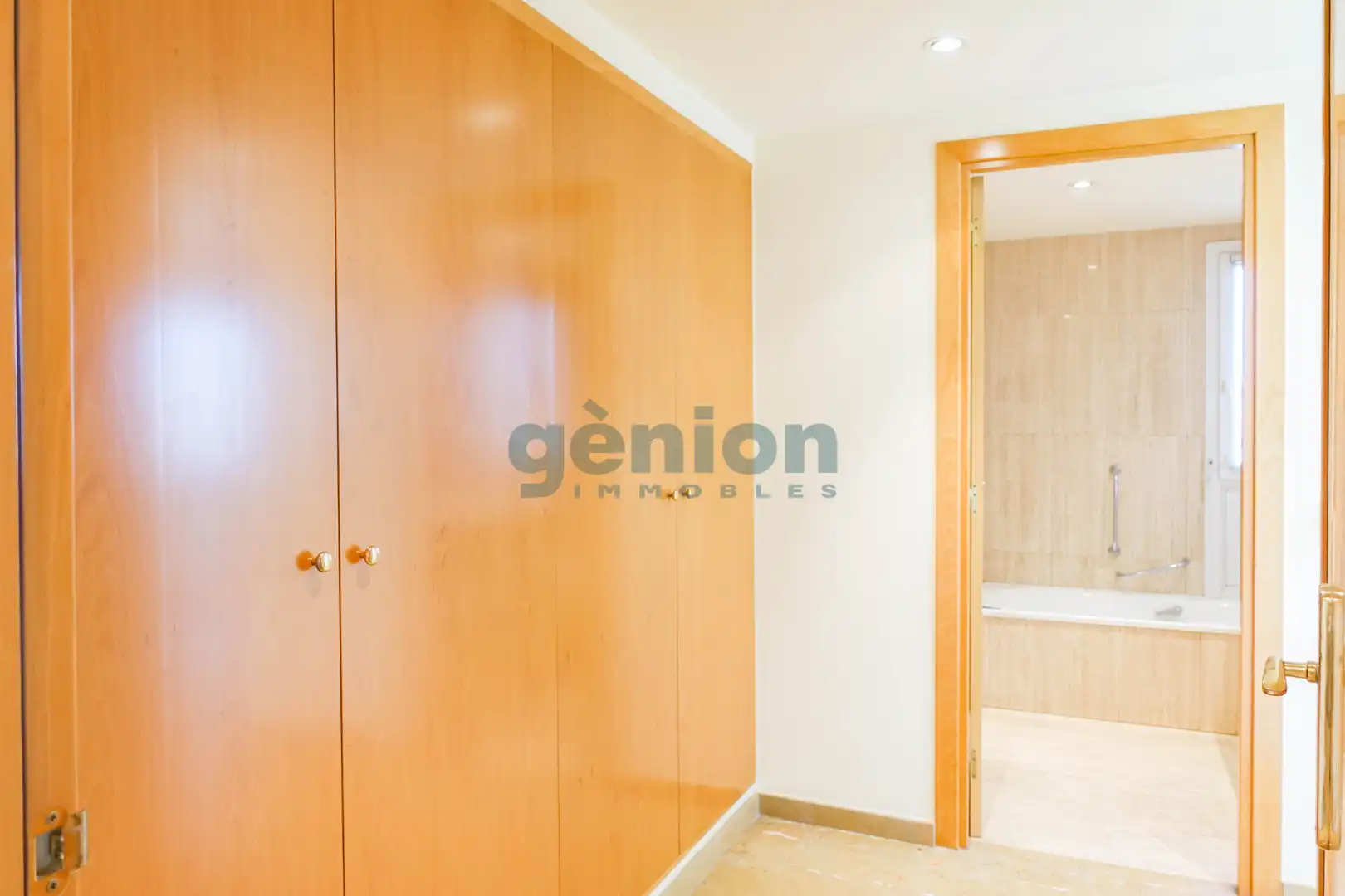 Appartamento con ascensore in vendita a Carrer Emili Grahit, imagen 16