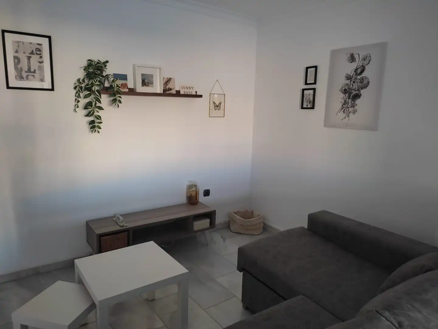 Living room of Flat for rent in Málaga  with Air Conditioner, Terrace and Furnished