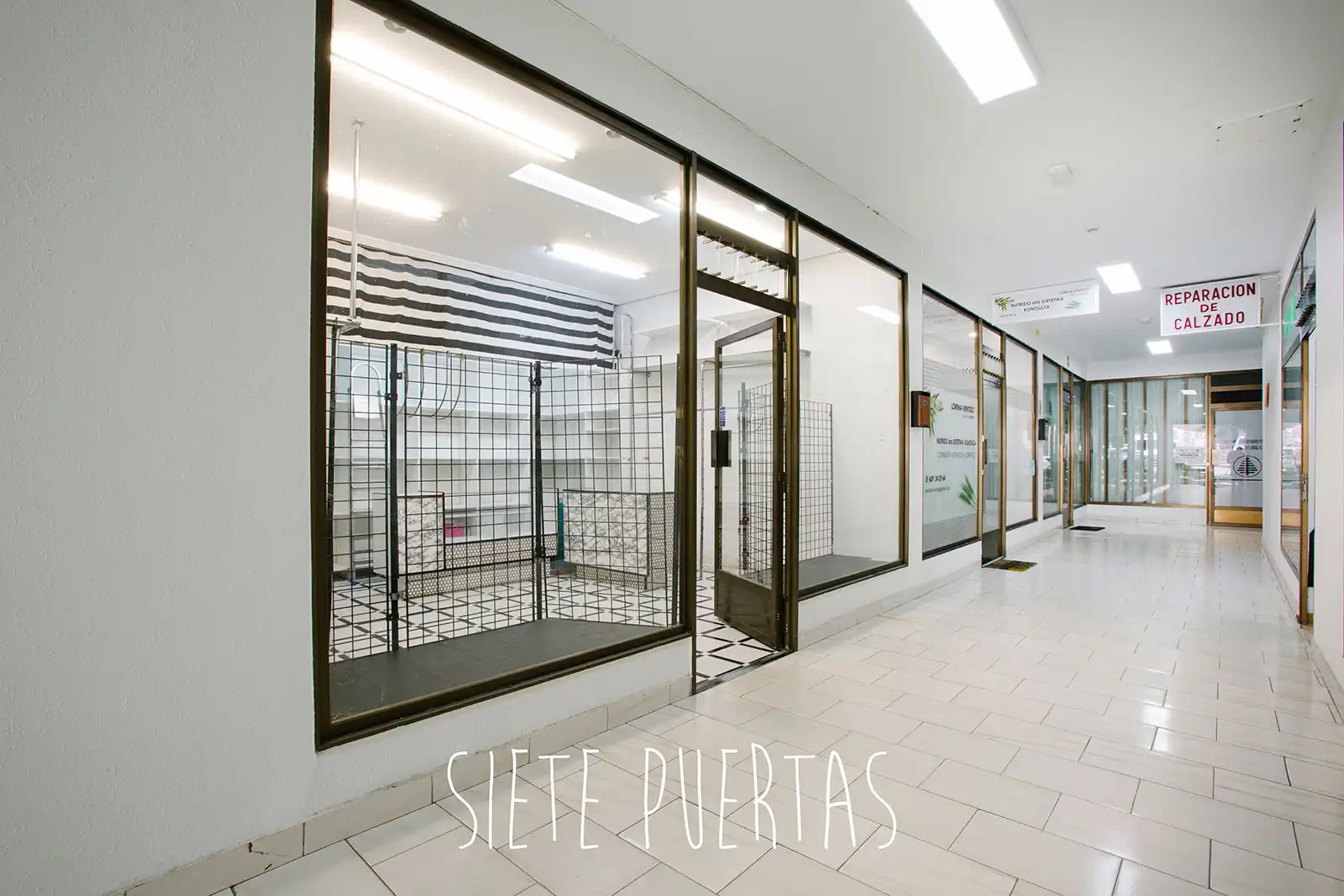 Local commercial à vendre à Juan XXIII Ibilbidea, imagen 2