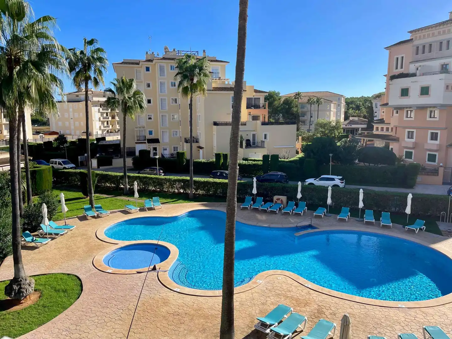 Swimming pool of Flat for sale in Sant Llorenç des Cardassar  with Air Conditioner, Terrace and Furnished