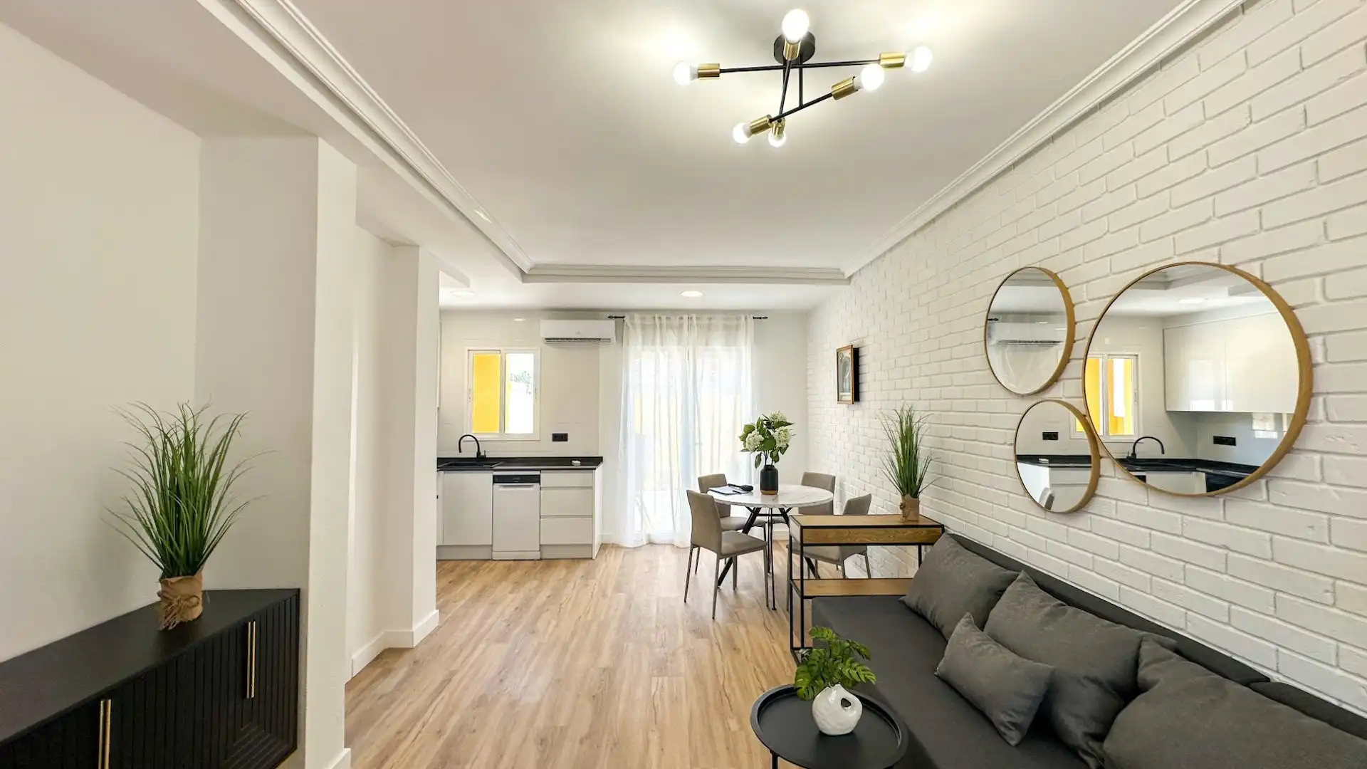 Sala de estar de Finca rústica en venta en Orihuela con Jardín privado, Terraza y Amueblado