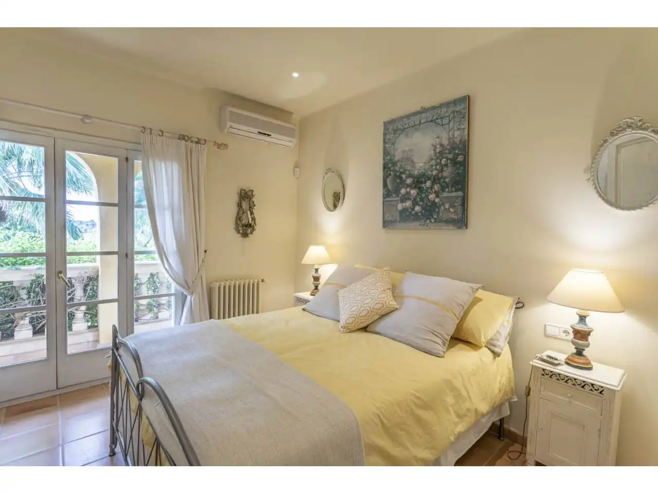 Habitación de Finca rústica en venta en Montuïri con Aire acondicionado, Calefacción y Jardín privado