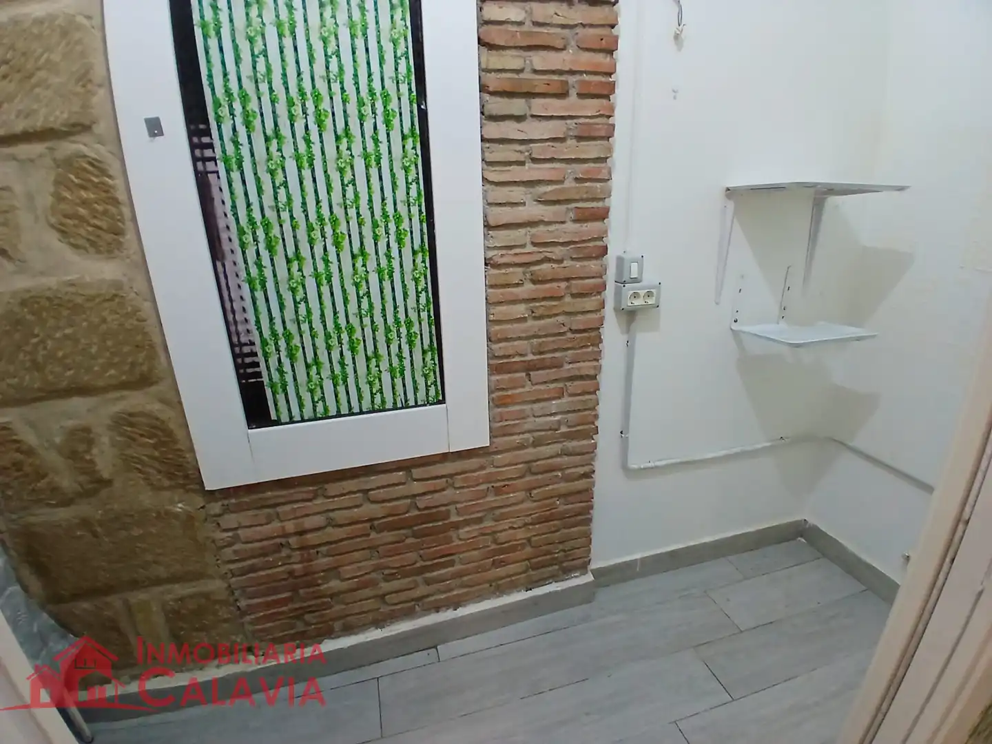 Local commercial à louer à Baeza, imagen 4