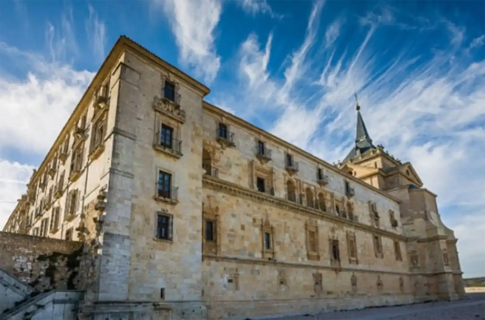 Vista exterior de Casa adosada en venta en Uclés con Amueblado