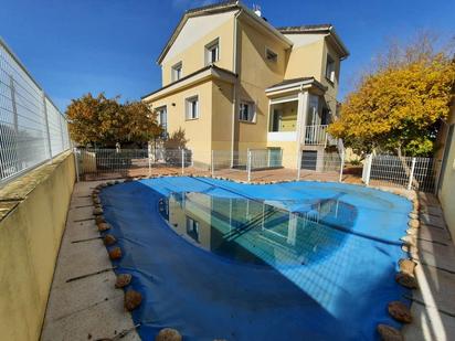 Swimming pool of House or chalet for sale in Escalona  with Heating, Storage room and Swimming Pool
