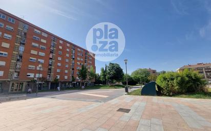 Exterior view of Flat for sale in Burgos Capital  with Heating and Terrace