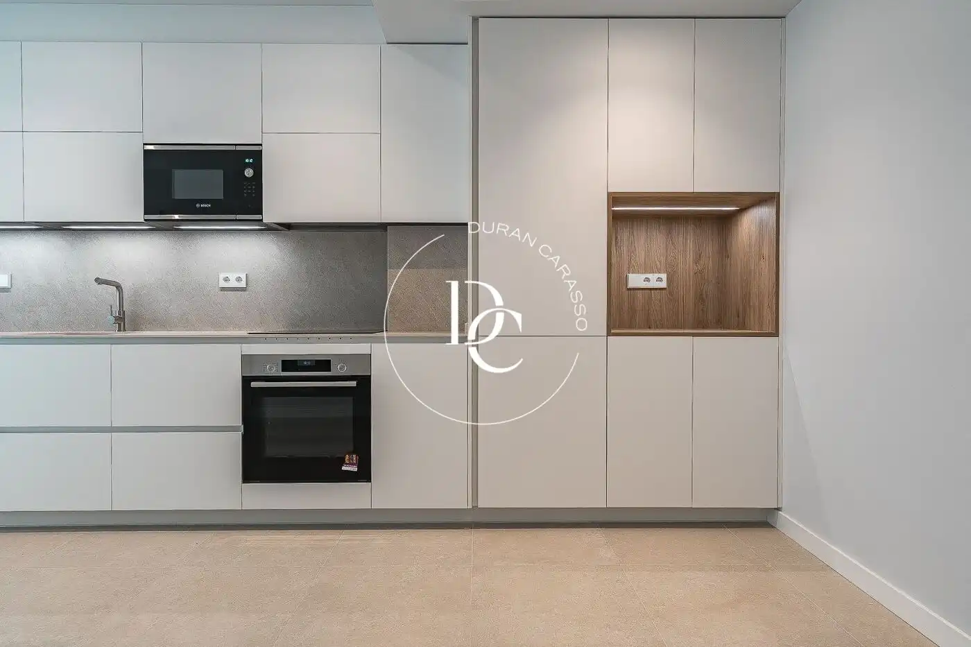 Cocina de Casa o chalet en venta en Barcelona con Aire acondicionado, Calefacción y Terraza