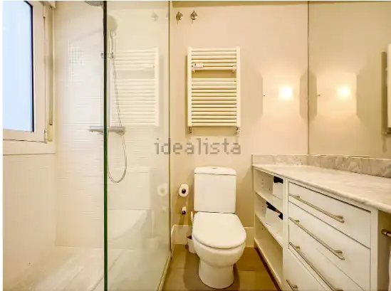 Baño de Piso en venta en Madrid con Aire acondicionado, Calefacción y Terraza