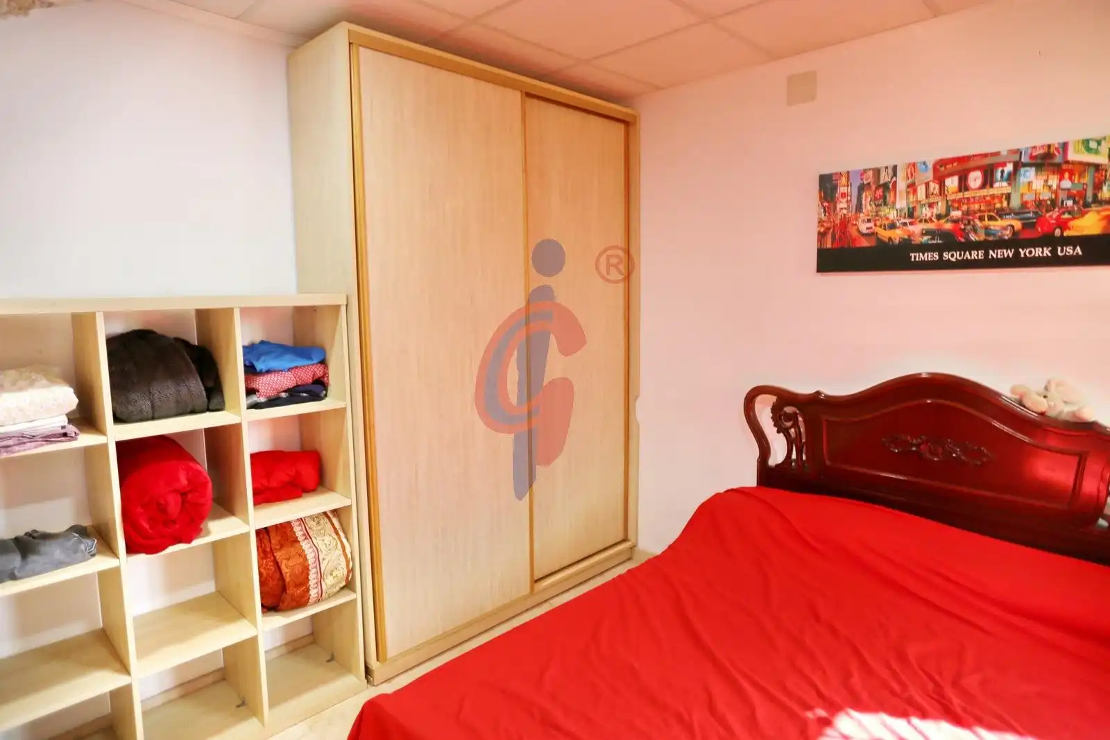 Schlafzimmer von Fabrikhallen zum Verkauf in Daya Nueva