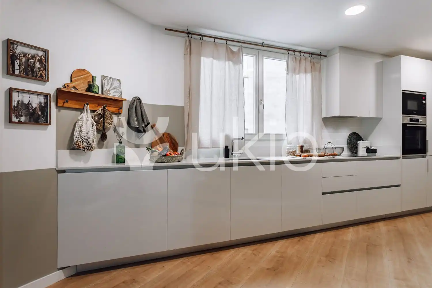 Küche von Wohnungen zur Miete in Barcelona mit Klimaanlage, Heizung und Terrasse