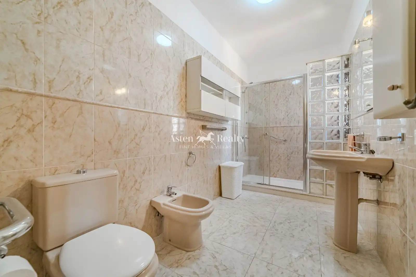 Bathroom of Houses for sale in San Cristóbal de la Laguna  with Terrace, Furnished and Alarm