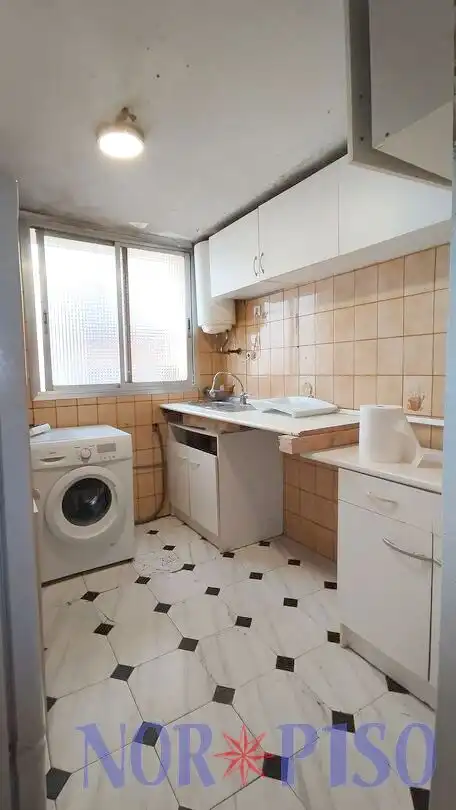 Kitchen of Flat for sale in Ibaiondo