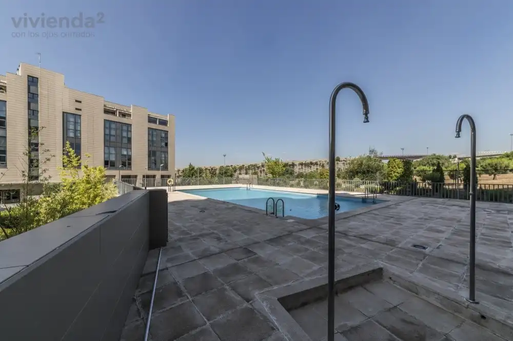 Piscina de Pis de lloguer en  Madrid Capital amb Aire condicionat i Calefacció