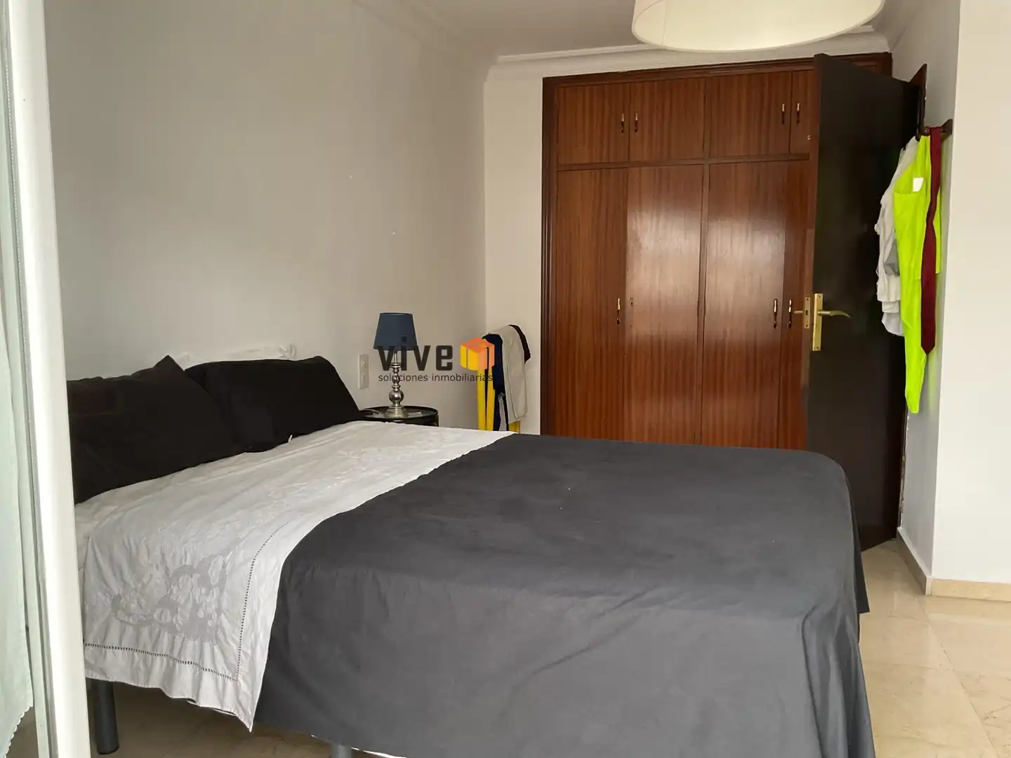 Bedroom of Flat for sale in Sevilla  with Air Conditioner, Heating and Terrace