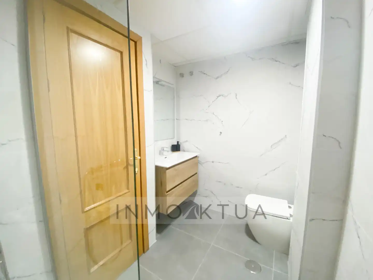 Bathroom of Flat for sale in Jerez de la Frontera  with Air Conditioner, Furnished and Oven