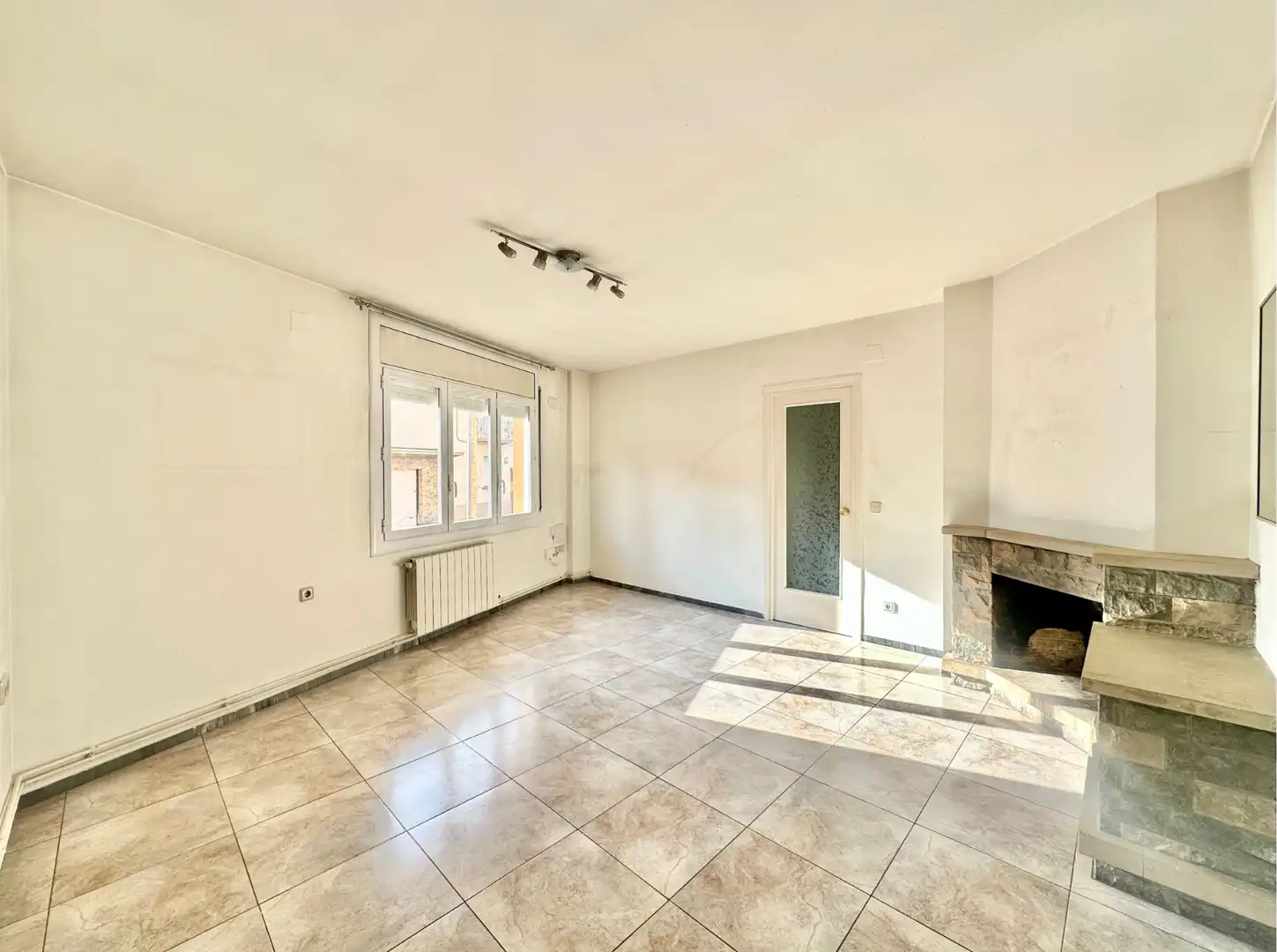 Flat for sale in Carrer de Puigdassalit, Torelló