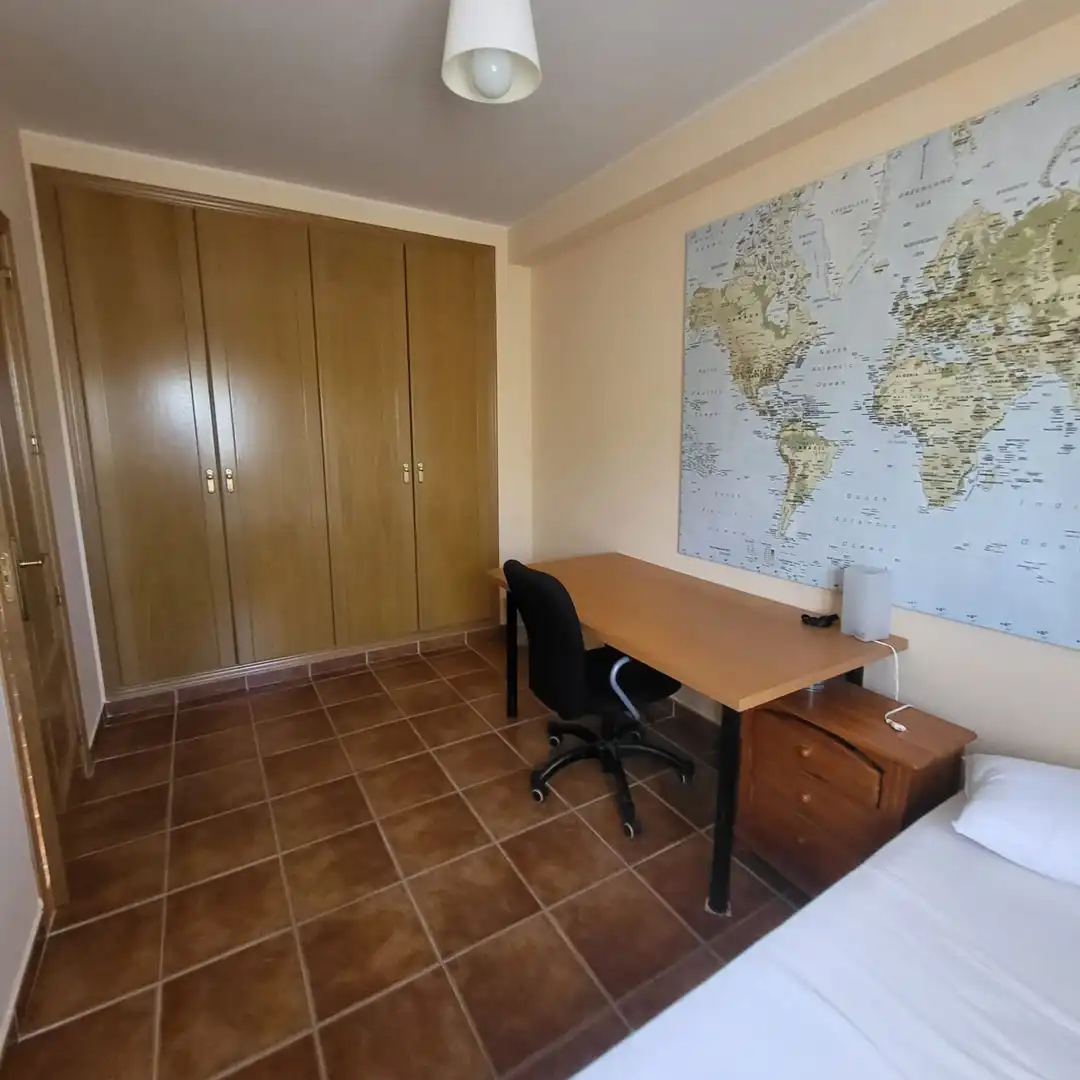Habitación de Casa o chalet de alquiler en Ávila con Calefacción y Amueblado