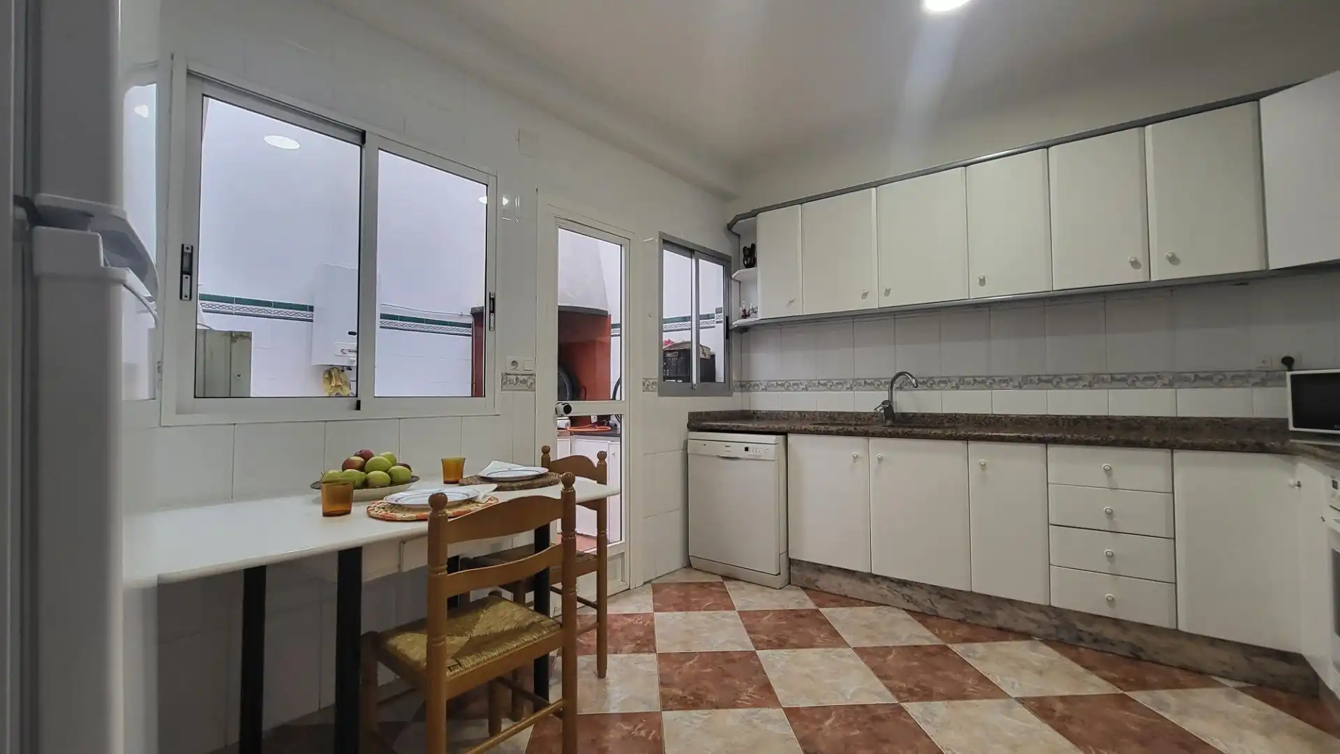Cuina de Casa o xalet en venda en Montitxelvo / Montichelvo amb Aire condicionat, Calefacció i Terrassa
