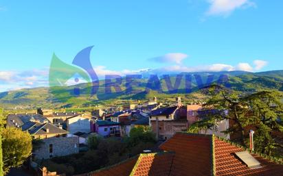 Außenansicht von Wohnung zum verkauf in La Seu d'Urgell mit Balkon