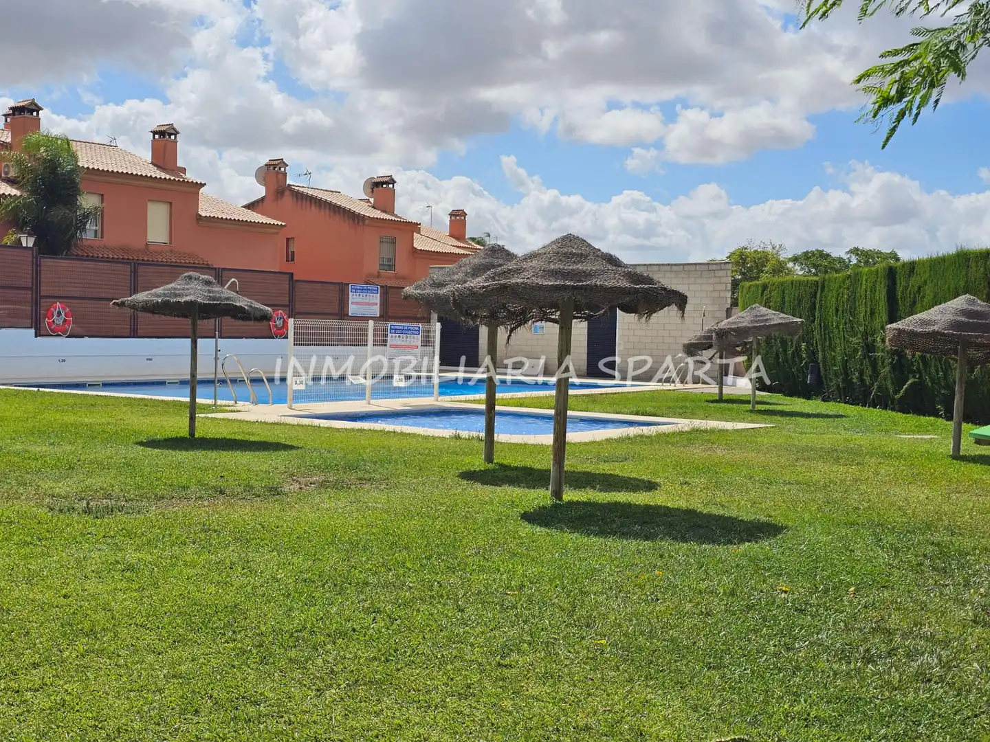Attic for rent in Avenida Presidente Adolfo Suarez, 2, Sanlúcar la Mayor