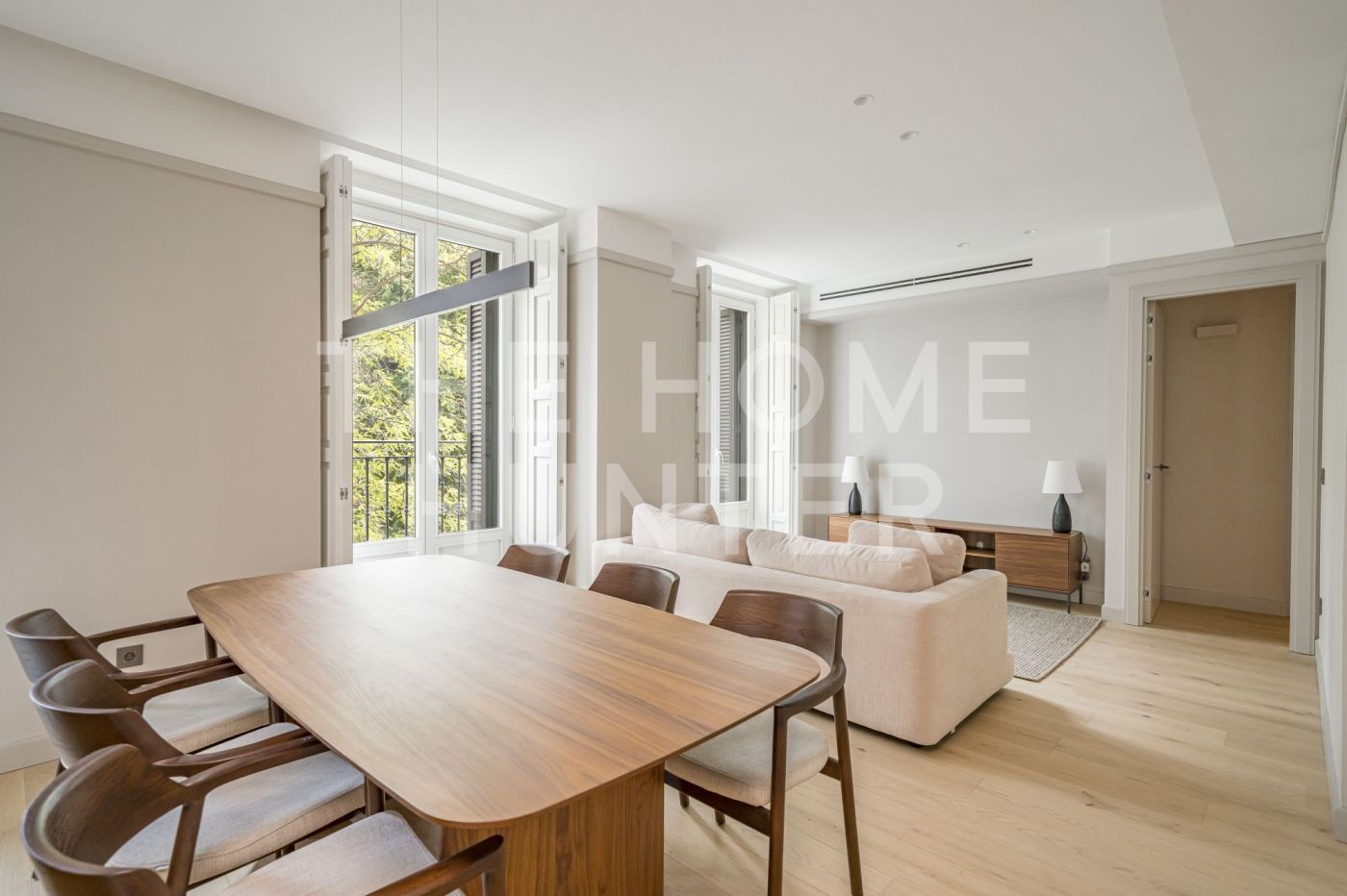 Living room of Flat for sale in  Madrid Capital  with Air Conditioner, Heating and Private garden