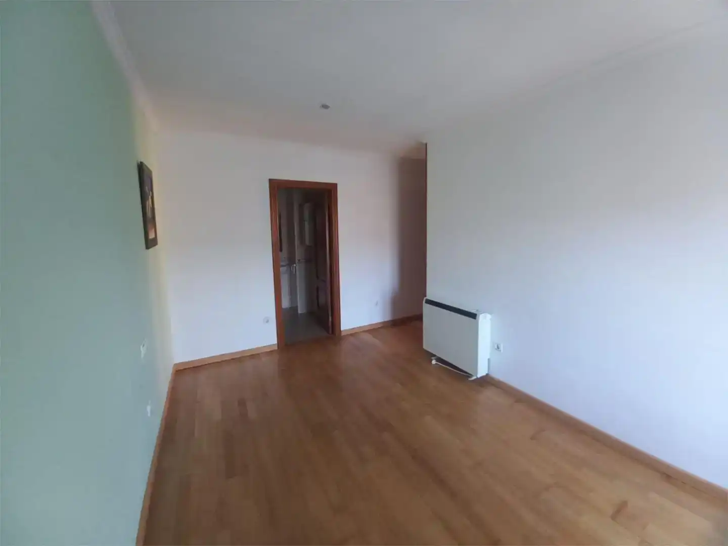 Sala d'estar de Pis en venda en A Illa de Arousa  amb Parquet, Traster i Balcó