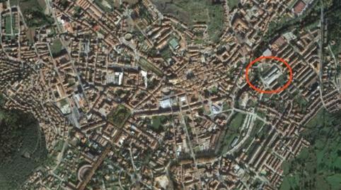 Foto 2 von Residential zum Verkauf in Carrer Iu Pascual, Olot, Girona