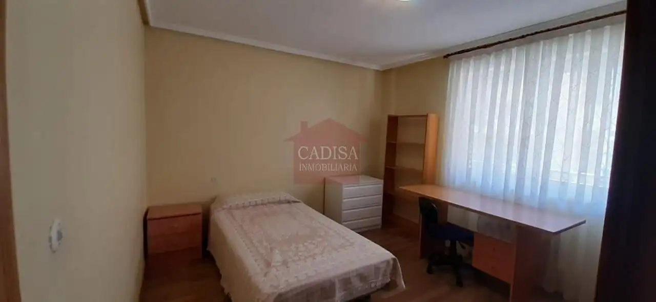 Flat with lift to rent in San Bernardo - Carmelitas - Campus, imagen 7