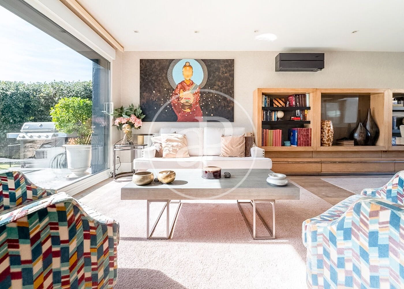 Living room of Single-family semi-detached for sale in La Moraleja  with Air Conditioner, Heating and Private garden