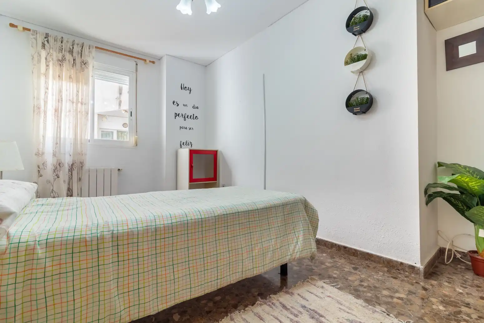 Schlafzimmer von Wohnung zur Miete in Sagunto / Sagunt mit Klimaanlage, Heizung und Möbliert