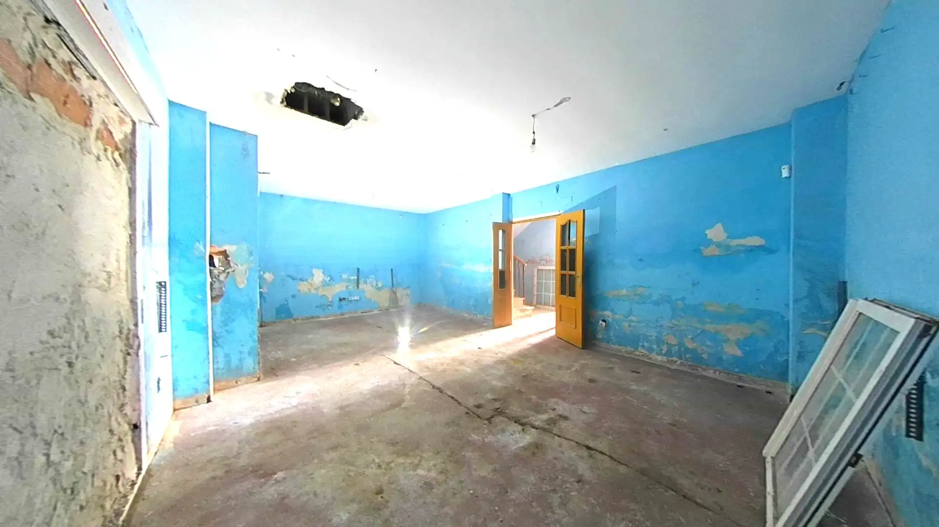 Casa adosada en venta en Hormigos