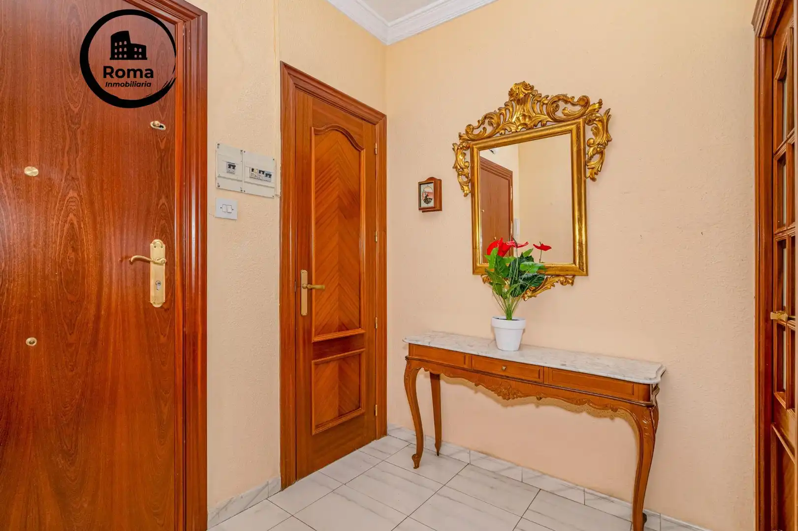 Flat with terrace for sale in Zaidín, imagen 2