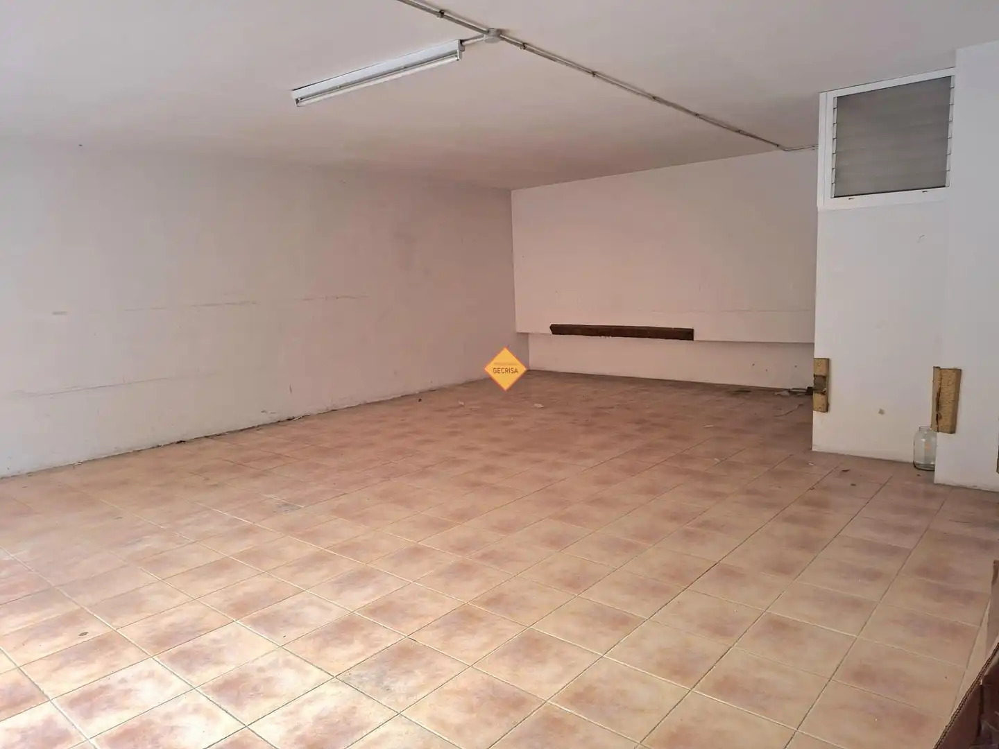 Local en venta en Burjassot