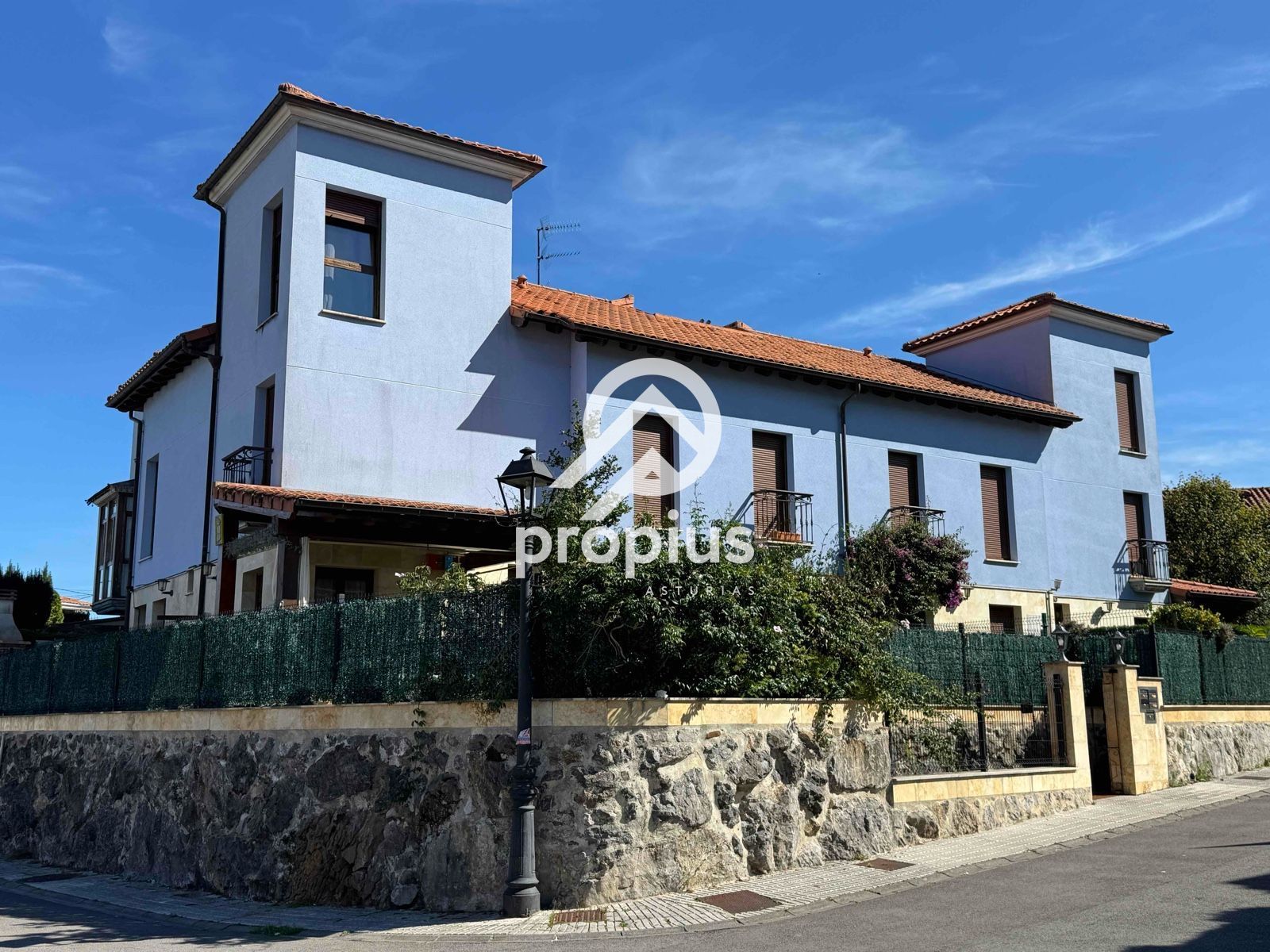 Exterior view of Duplex for sale in Llanes  with Heating, Parquet flooring and Terrace