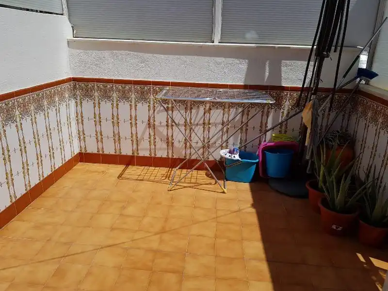 Terrasse von Maisonette zum Verkauf in Plasencia mit Klimaanlage, Heizung und Privatgarten