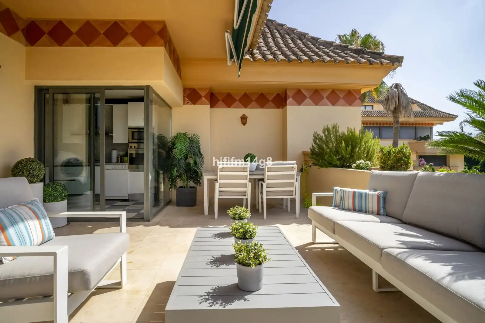 Terraza de Ático en venta en Marbella con Aire acondicionado, Trastero y Amueblado