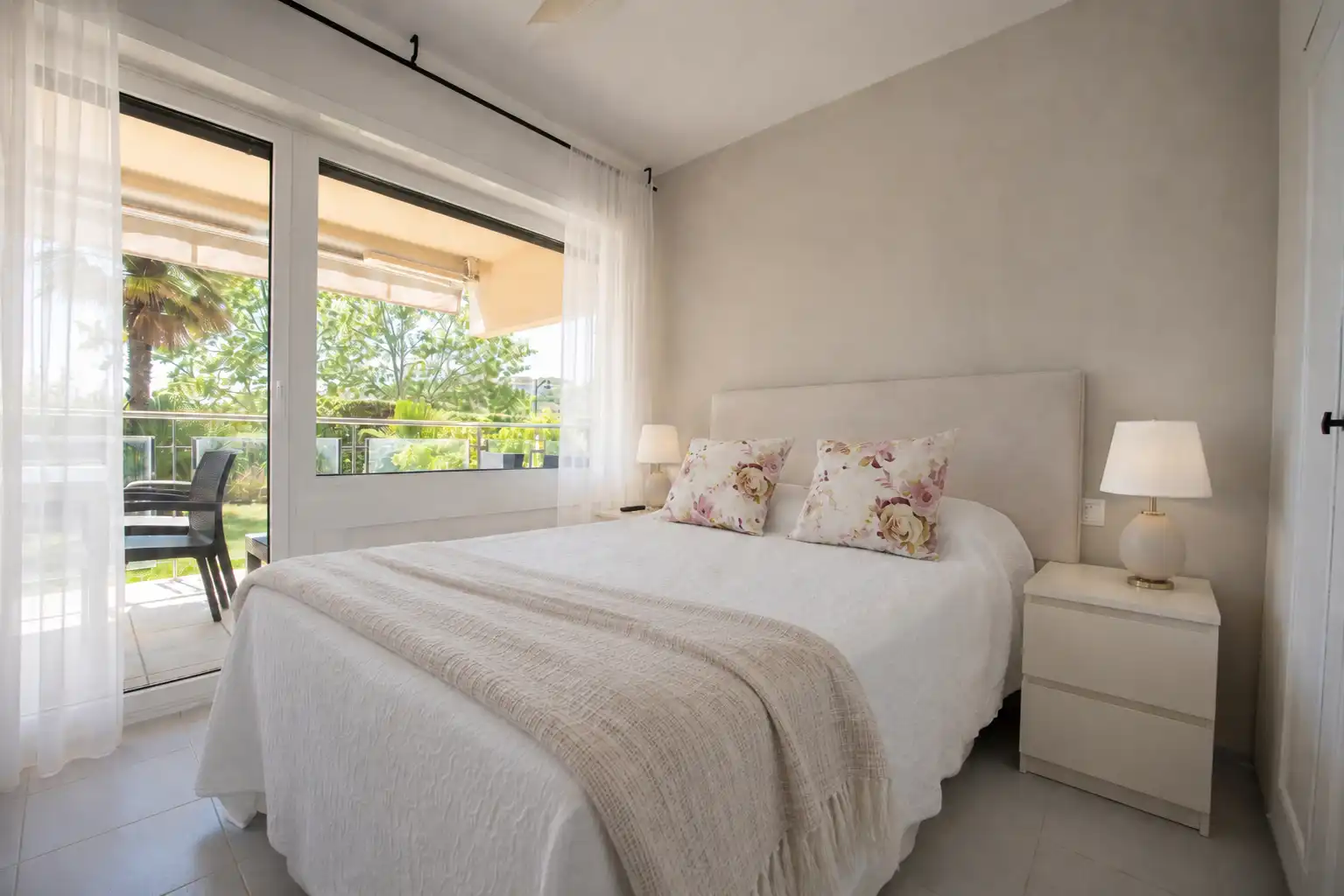 Bedroom of Flat for sale in Sant Feliu de Guíxols  with Terrace, Furnished and Oven