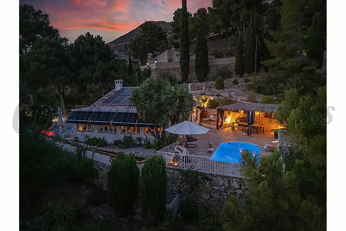 House for sale in Cómpeta