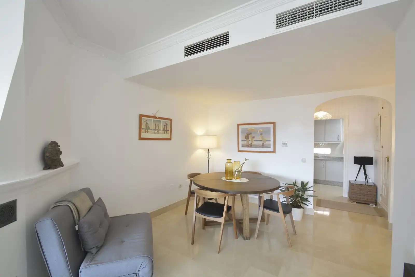 Living room of Apartments for sale in Marbella  with Private garden and Community pool