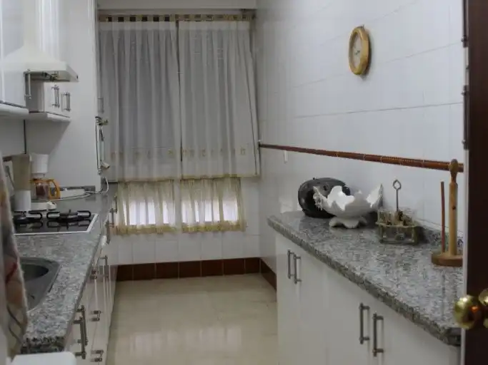 Küche von Wohnung zur Miete in Sevilla mit Klimaanlage, Möbliert und Waschmaschine